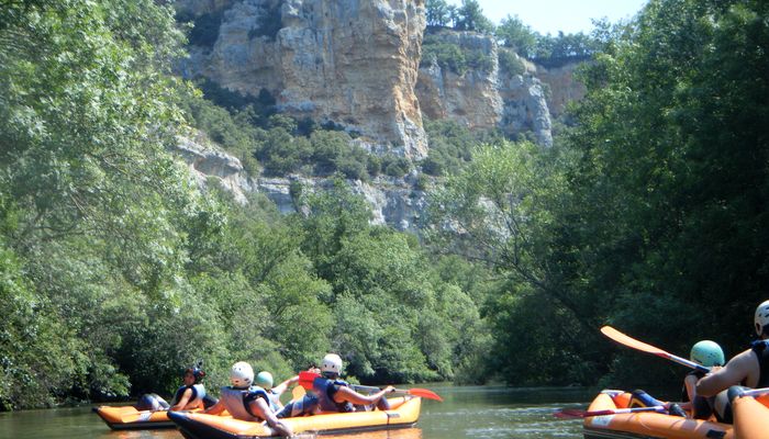 CanoRafting por el Espacio Natural Hoces del Ebro y Rudrón